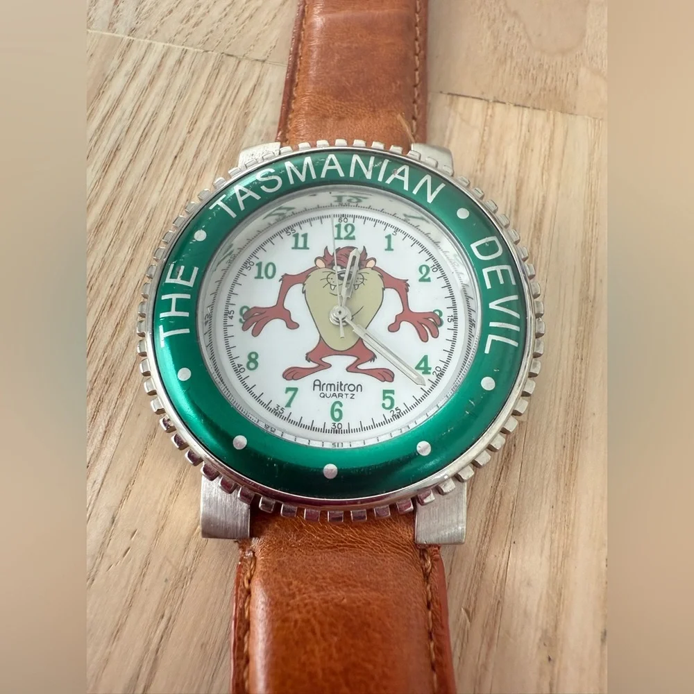 Vintage Armitron Warner bros looney tunes Taz Tasmanian devil watch NEW BATTERY